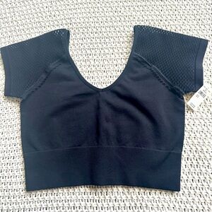Aerie Offline NEW Black Seamless Mesh Crop Top Size Small $45